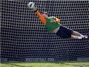 Bóng đá anh, ngoại hạng anh, lịch thi đấu euro 2012, Messi: Ghi bàn đã giỏi, bắt gôn cũng hay